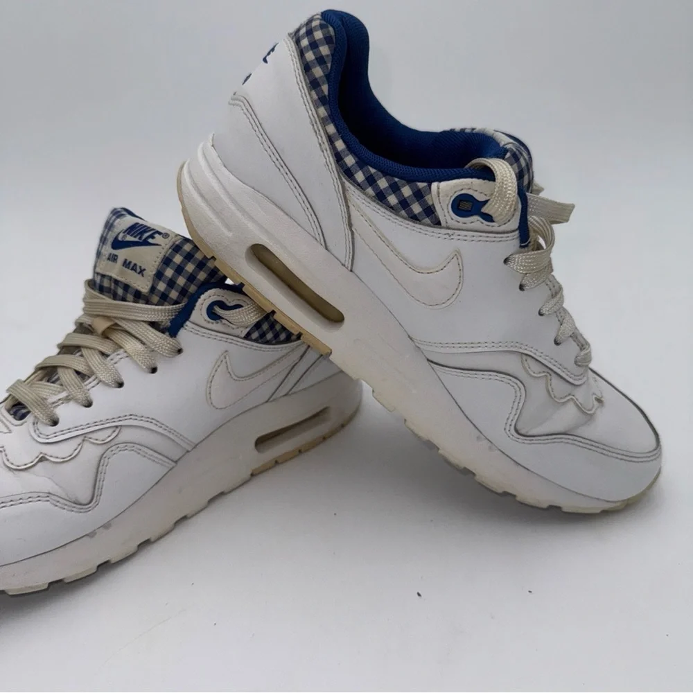 NIKE AIR MAX 1 QS AV6238 100 Size 7Y
